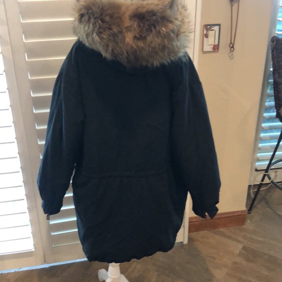 🎿Bogner black ski jacket. Two way front zipper. Removable fur collar. Classic⛷ - Picture 7 of 10